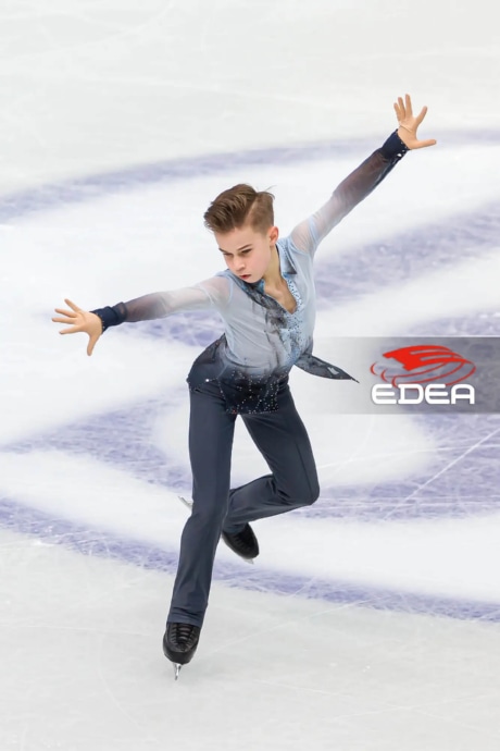 Ice Gallery Skates U.S.